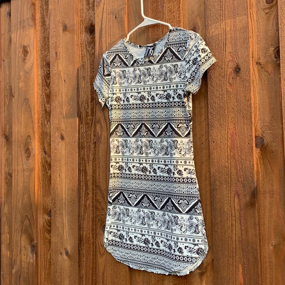 Stretch long top